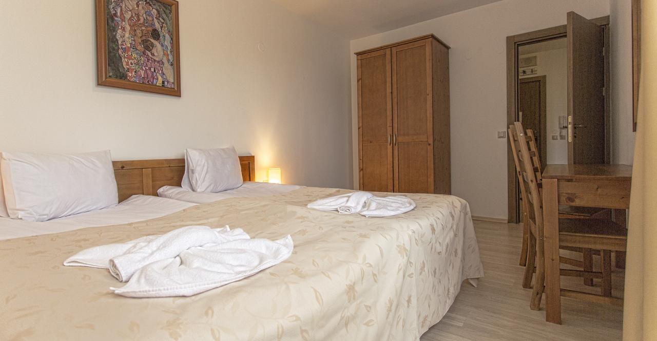 St. John Hill Suites Hotel Банско Экстерьер фото